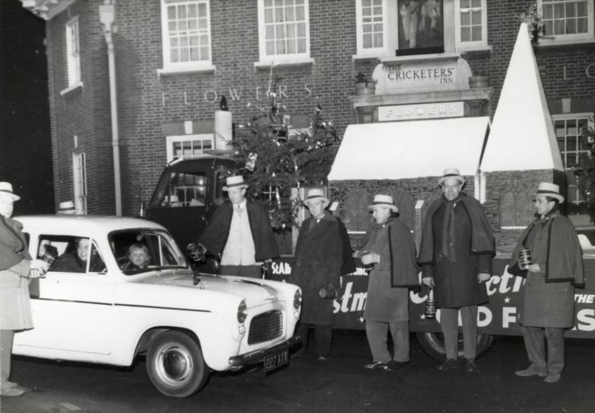 St Albans Round Table Christmas Float in 60s